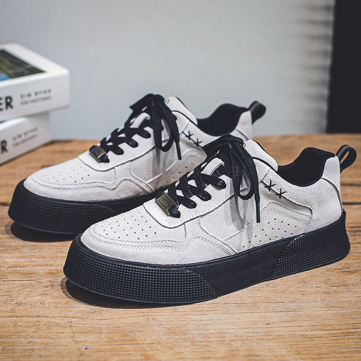 Chaussures hommes tendance à semelle épaisse, un incontournable de la mode urbaine, offrant style et confort absolu.