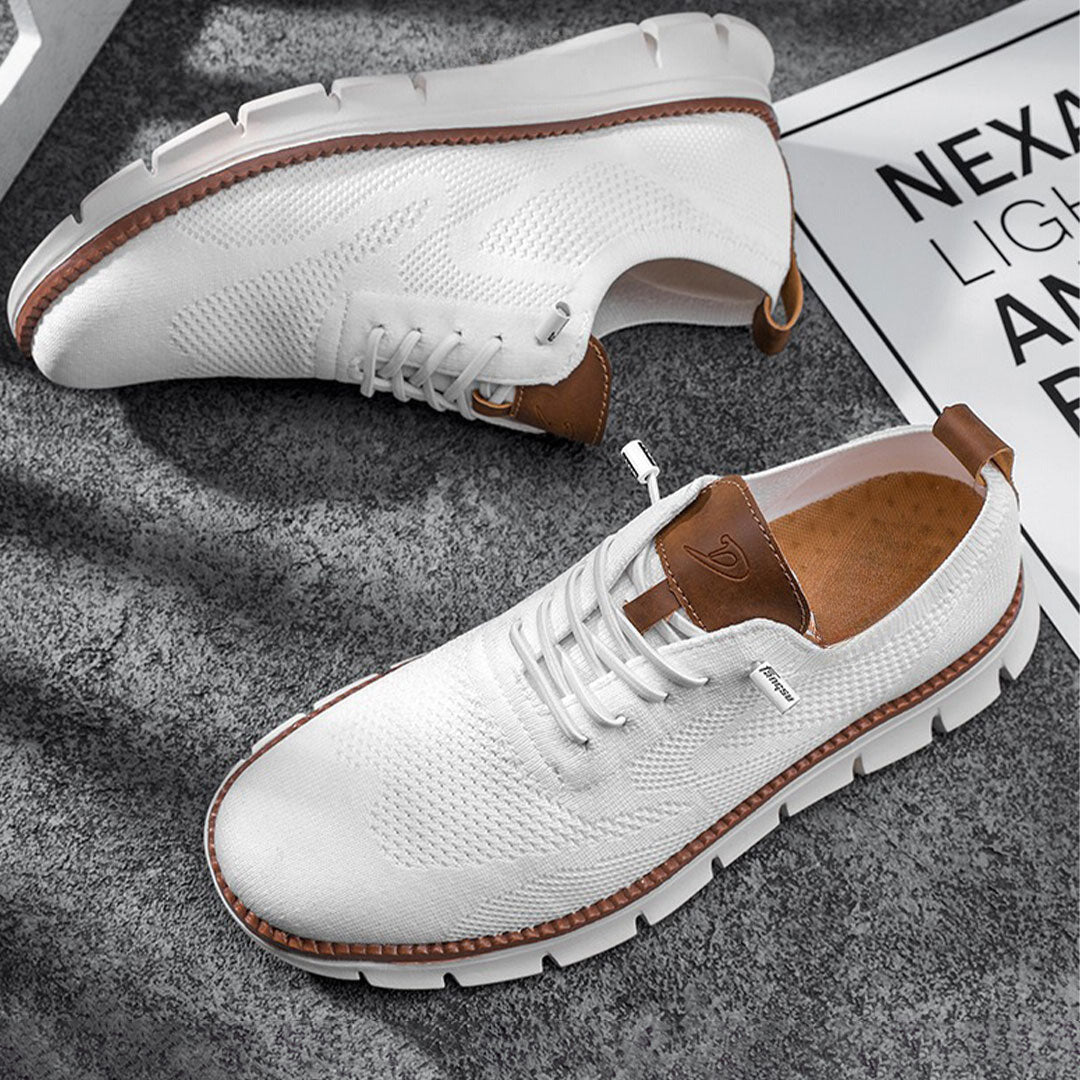 Vue latérale des baskets hommes urbaines, affichant un design moderne et un confort optimal.