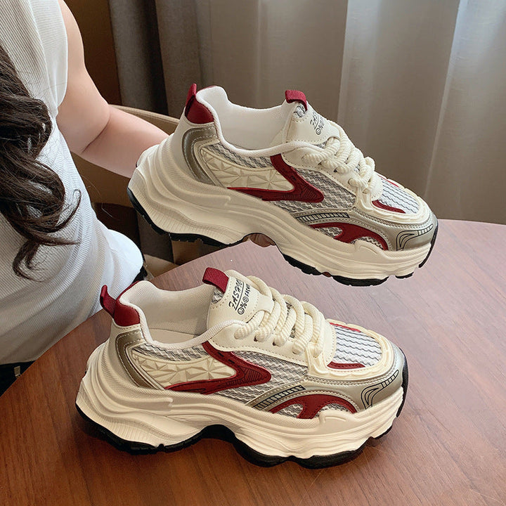 Chaussures de running légères pour femme avec un excellent amorti, idéales pour le confort longue durée.