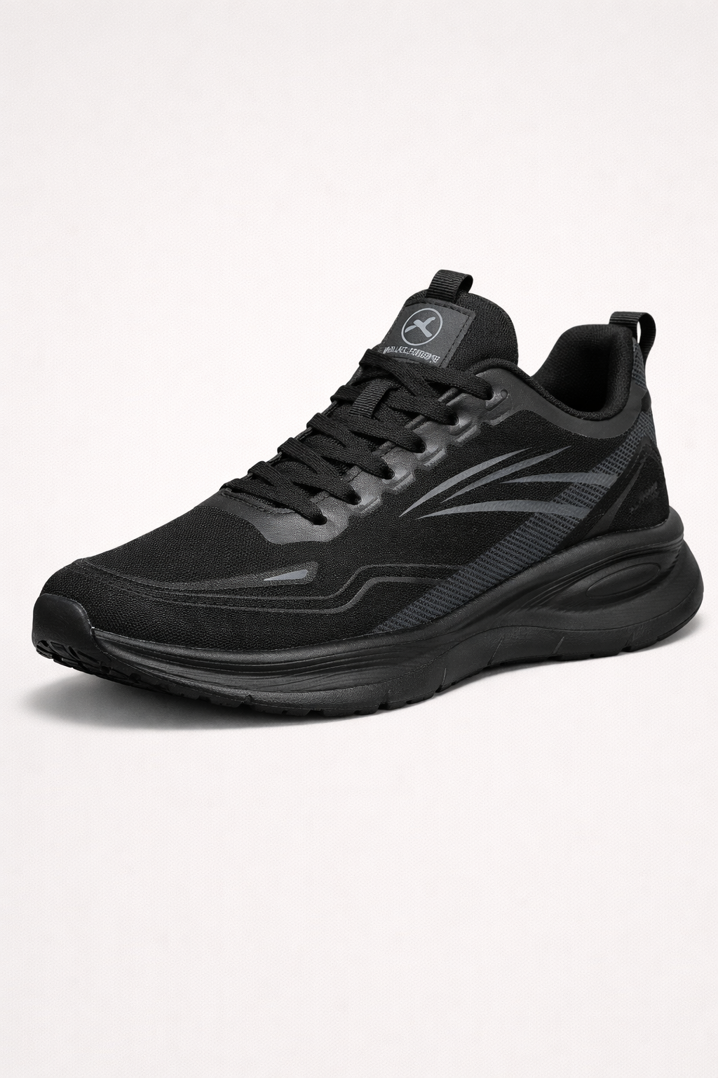 Chaussures de sport pour hommes avec amorti supérieur, offrant confort et légèreté pour la course et activités.