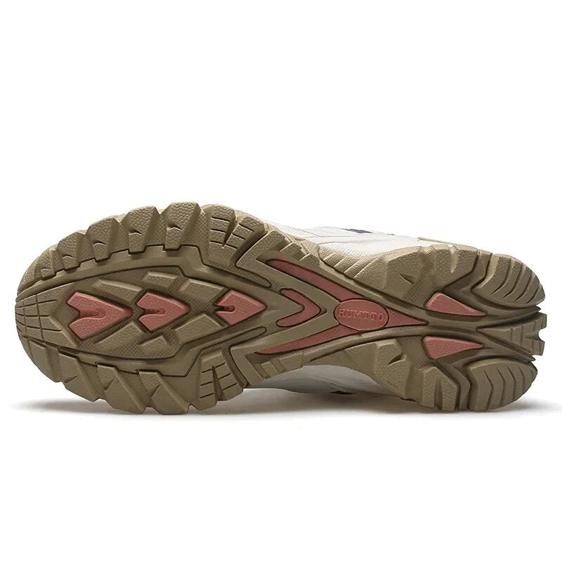 Baskets mode femme, alliant confort et élégance, parfaites pour un look sport-chic urbain.