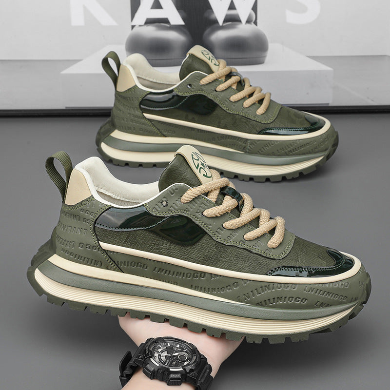 Chaussures montantes pour hommes, noires, élégantes et confortables, idéales pour un usage quotidien et sportif.