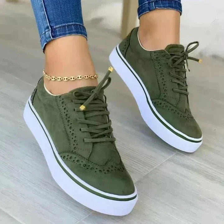 Chaussures de marche femme confortables à lacets. Style moderne, polyvalentes pour le quotidien et le bien-être des pieds.