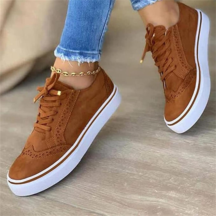 Chaussures orthopédiques femme à lacets. Allient élégance et confort pour le quotidien, soutien plantaire assuré.
