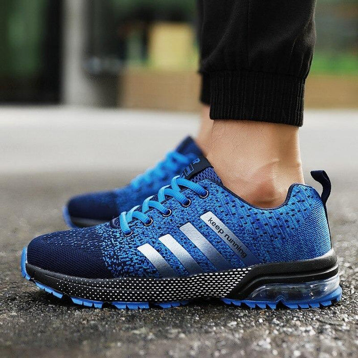 Chaussures de marche orthopédiques homme Runmax, offrant un confort supérieur pour le quotidien et le sport.