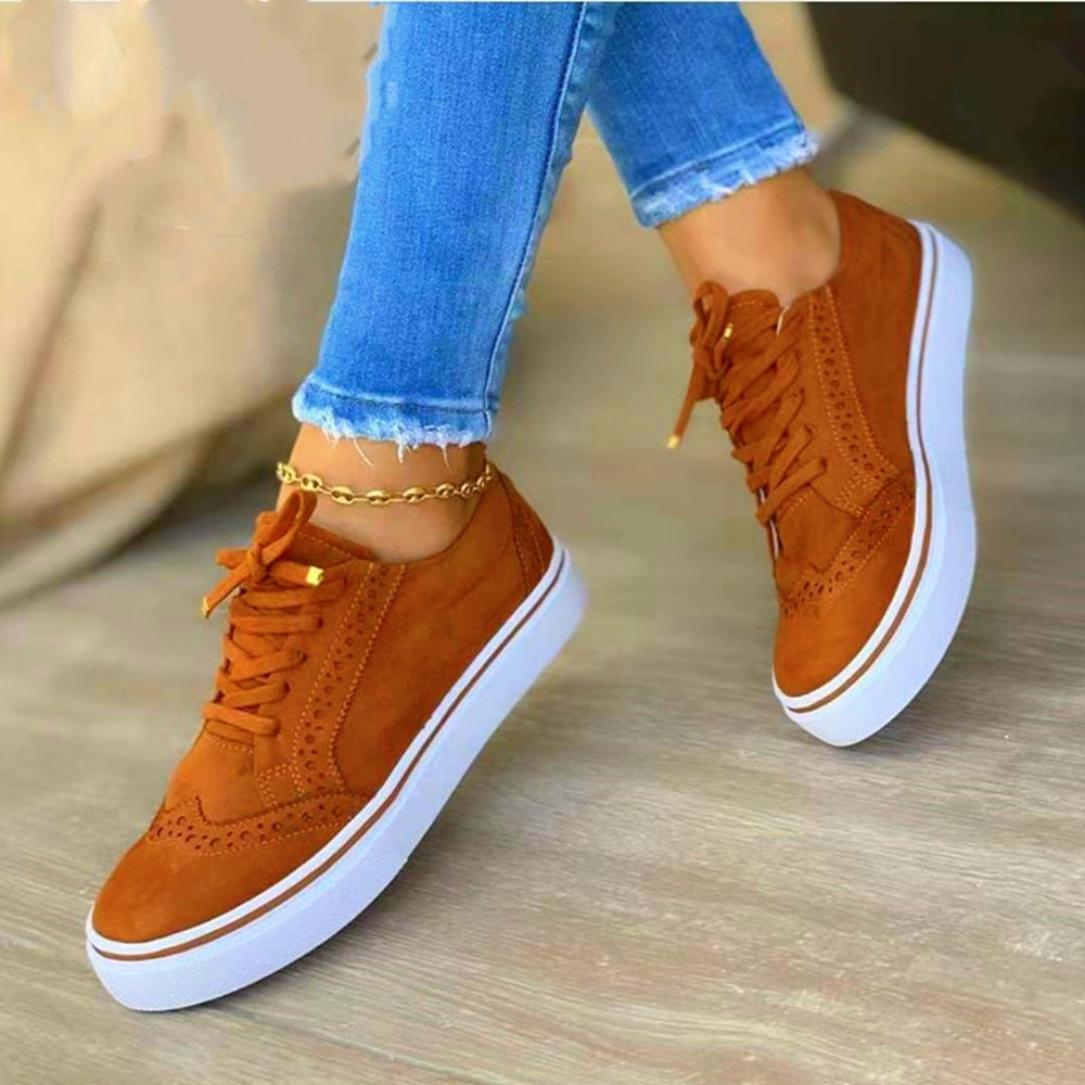 Chaussures Valeria élégantes pour femmes, baskets orthopédiques alliant style moderne et bien-être.