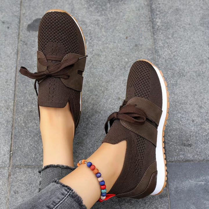 Baskets orthopédiques femme, design moderne et confortable.  Soutien optimal pour un bien-être quotidien.