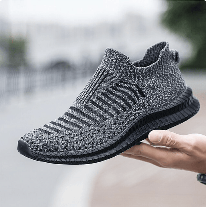 "Baskets orthopédiques homme Avana, design ergonomique, semelle antidérapante, confort et style moderne, soutien optimal."