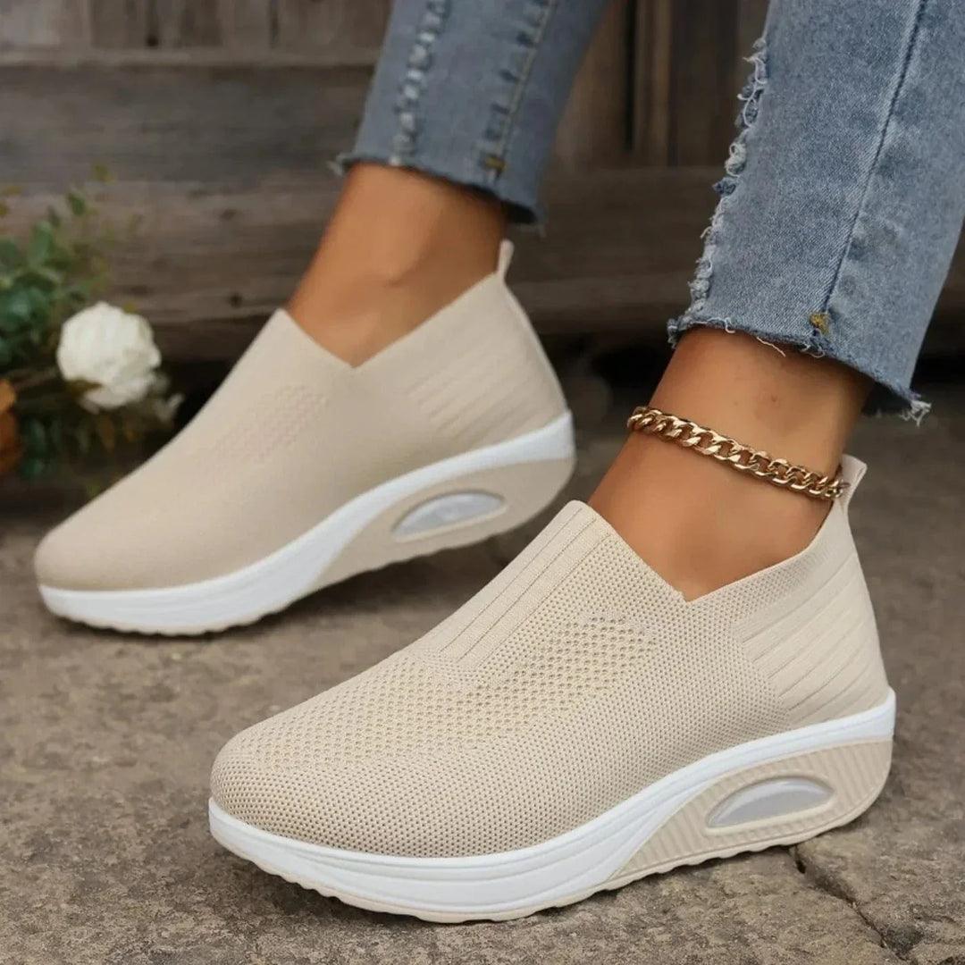 Baskets orthopédiques modernes, confortables.  Soutien optimal, design élégant.