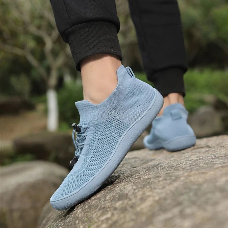 Chaussures unisexes pieds nus offrant adhérence et flexibilité, conçues pour le sport et l'activité.