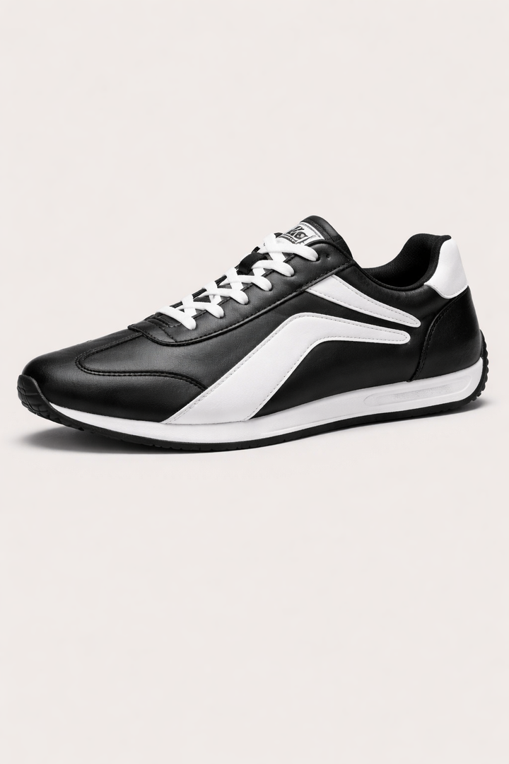 Baskets hommes rétro élégantes, idéales pour un look urbain sportif. Chaussures légères et confortables pour la marche.