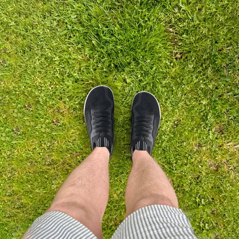 Chaussures minimalistes pieds nus, larges et respirantes, offrant un confort quotidien supérieur pour hommes et femmes.