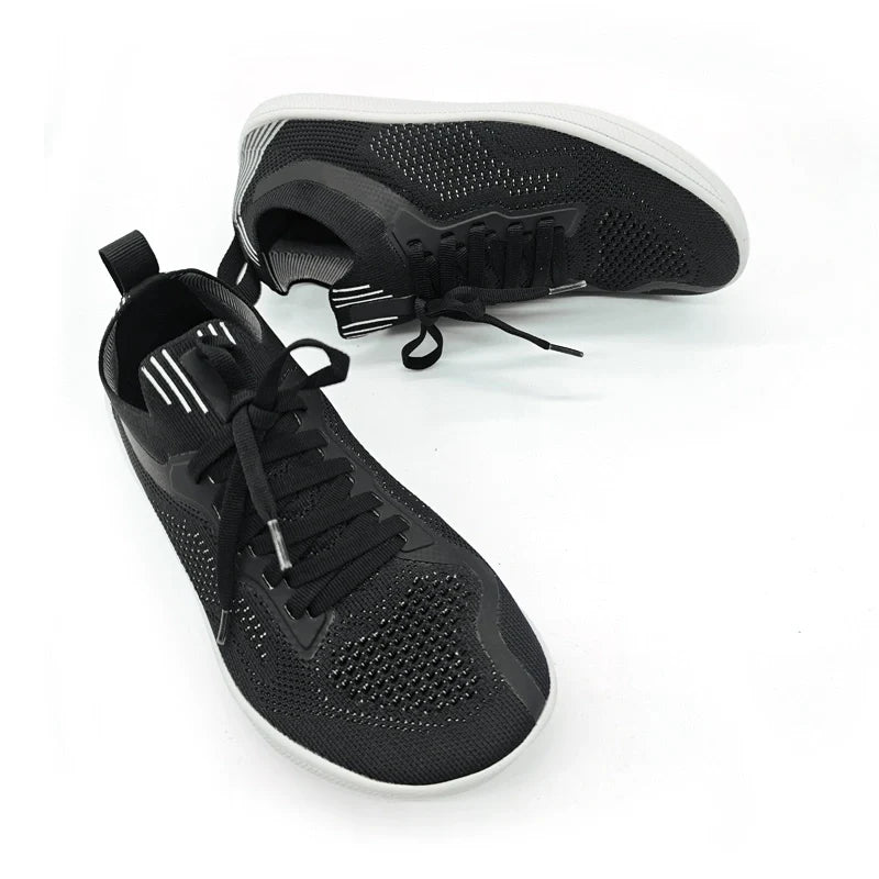 Baskets flexibles unisexes pour pieds nus, idéales pour la marche et sport léger, procurant une sensation naturelle.