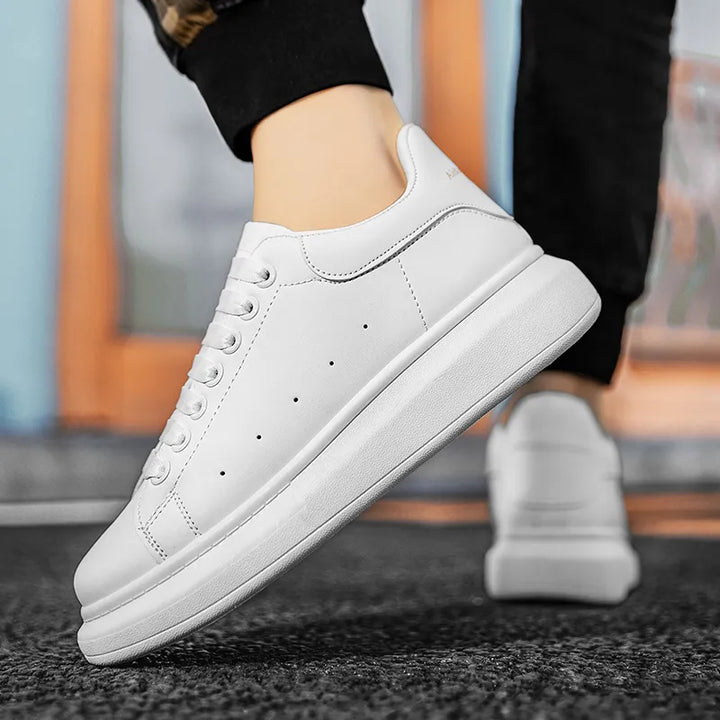 Baskets mode à plateforme, style polyvalent, idéales pour hommes et femmes, parfaites pour un look urbain chic.