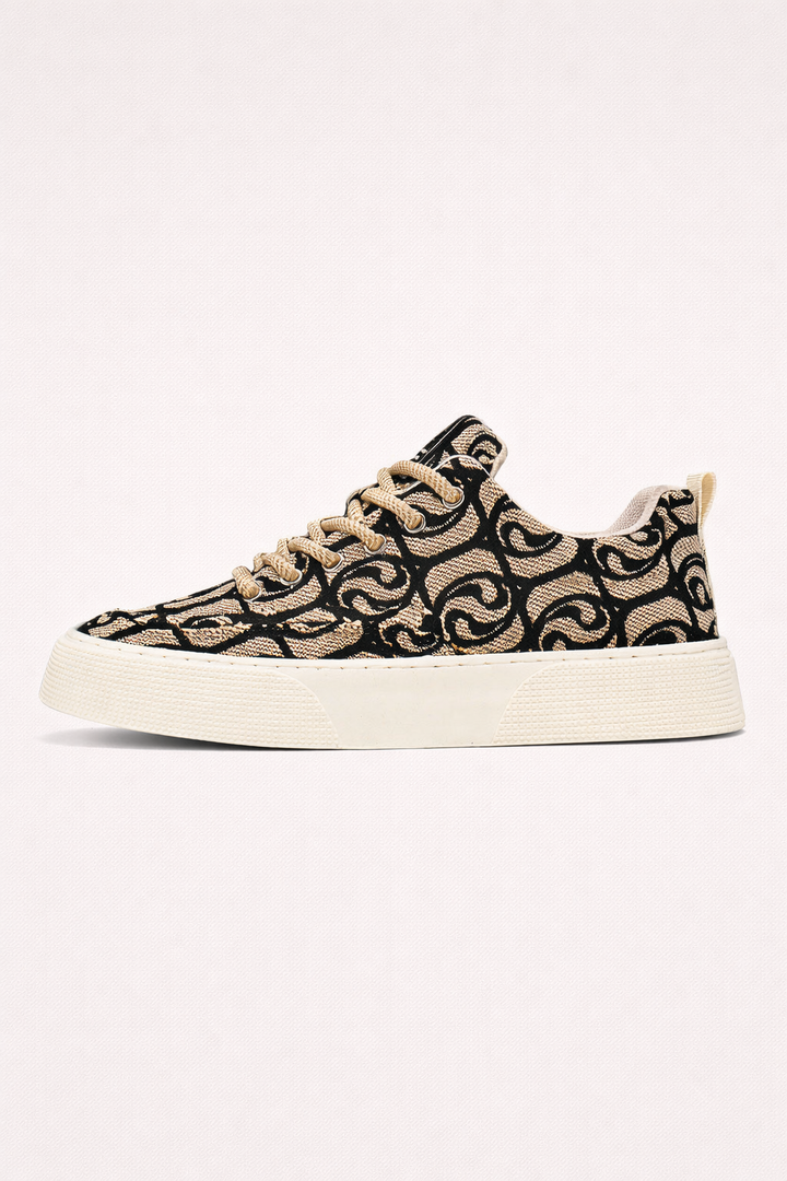 Baskets urbaines Mauro pour hommes, style moderne décontracté, confort quotidien garanti avec cette chaussure.