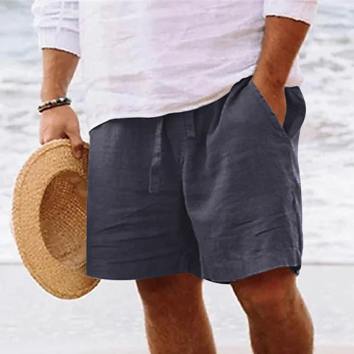 "Bermuda cargo homme marron, avec poches cargo pratiques, style décontracté et tissu résistant, idéal pour l'été."