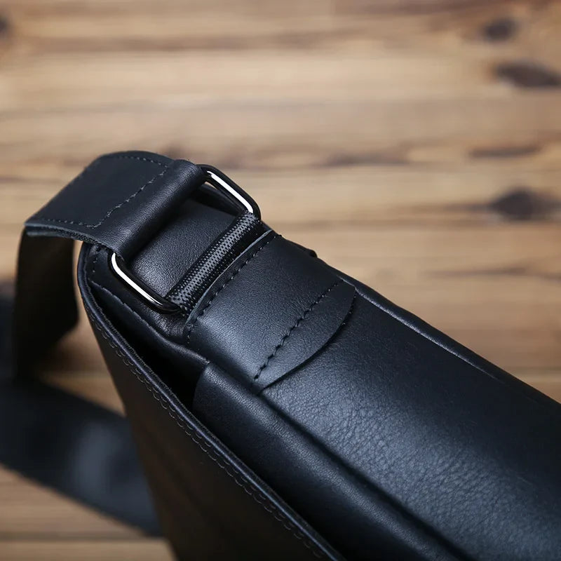 Sacoche bandoulière homme en cuir, besace élégante et fonctionnelle pour toutes vos affaires.