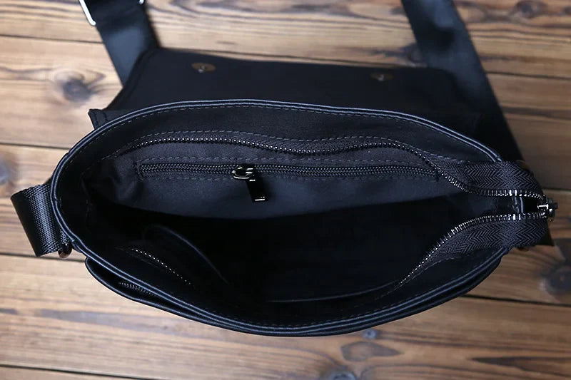 Sac besace cuir homme, modèle Milano, un compagnon élégant et organisé pour chaque jour.