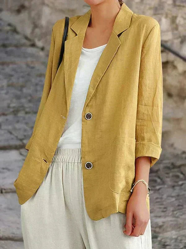 Blazer en lin décontracté pour femmes, coupe moderne, léger, couleur neutre, parfait pour le confort et l'élégance.