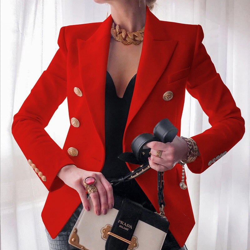 Blazer femme élégant, coupe ajustée, manches longues, poches, boutonnage double.  Look chic et confortable.