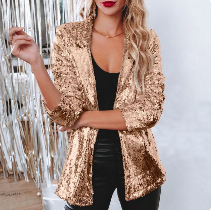 Blazer moderne pour femme avec paillettes, brillance et chic pour soirée festive. Très tendance.