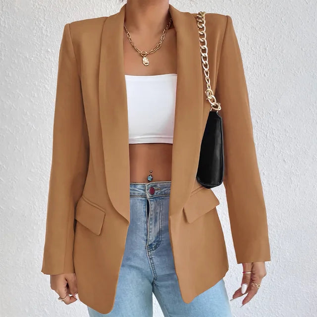 Blazer Fiona, femme, élégant, coupe raffinée, lignes épurées, polyvalent, confortable, bureau, événement formel.