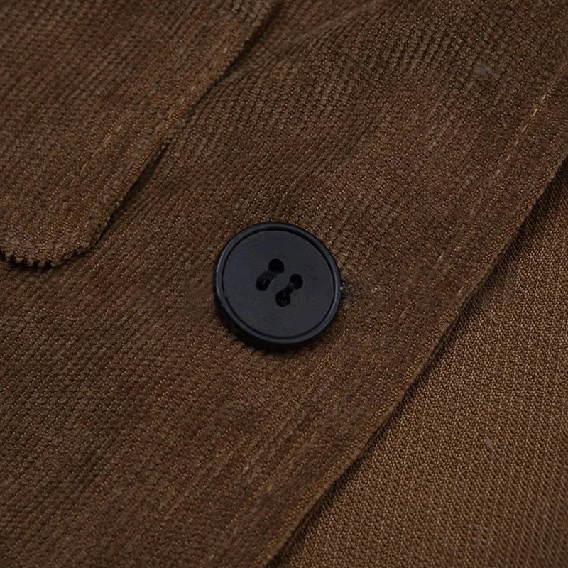 Blazer homme velours côtelé, coupe ajustée, style moderne et chic.  Parfait pour toutes occasions.