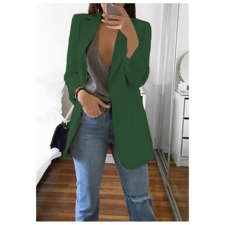 Blazer long femme élégant, coupe raffinée.  Idéal pour toutes occasions.