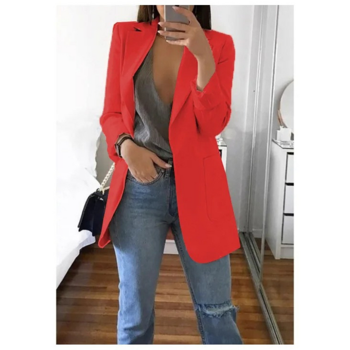 Blazer long femme élégant, coupe raffinée.  Idéal pour toutes occasions.