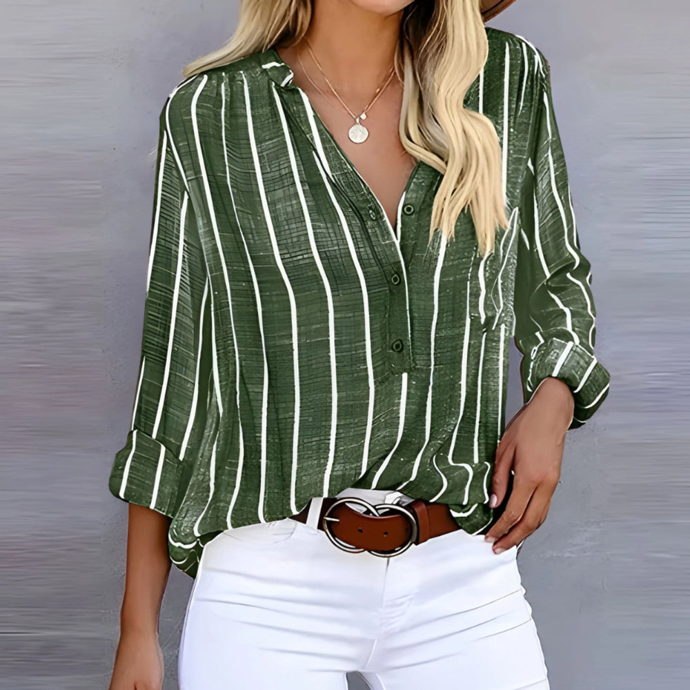 "Blouse femme rayée élégante et confortable avec manches longues et détails noués en tissu léger, style moderne."