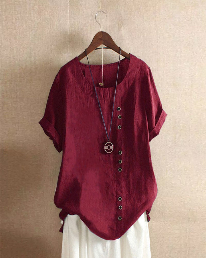 Blouse légère et chic pour femme, boutonnage intégral, manches longues. Confort naturel mode féminine.