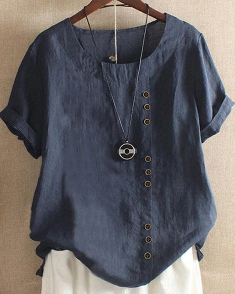 Blouse décontractée à boutonnage pour femme, manches longues, tissu léger, mode estivale féminine.