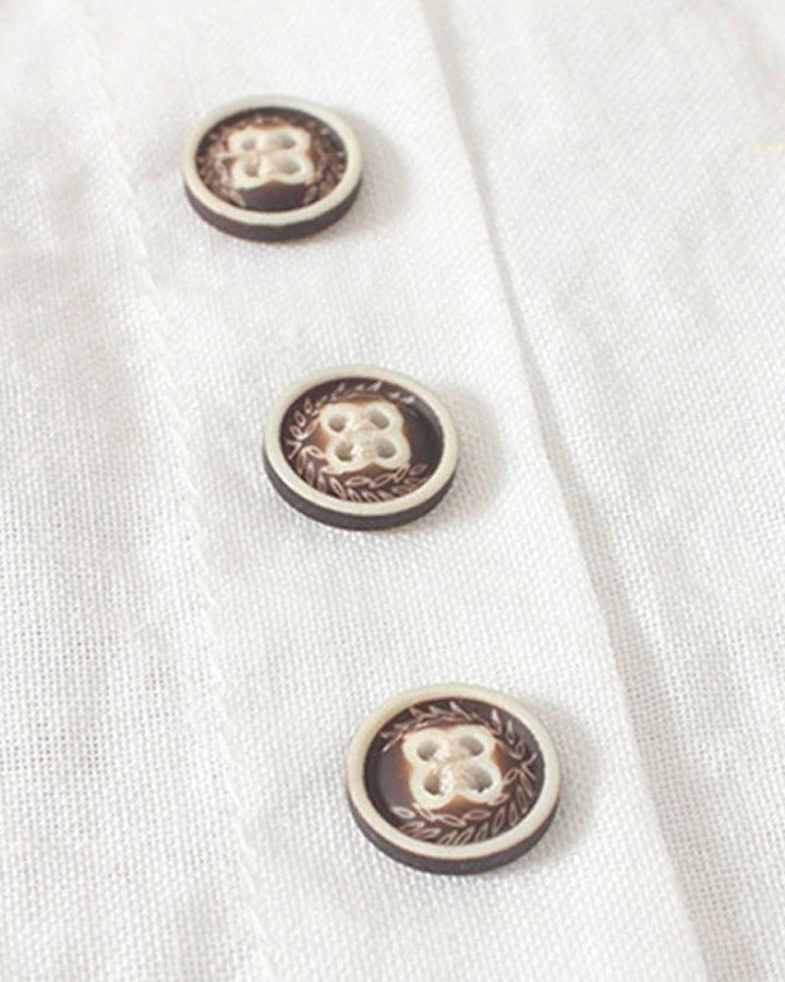 Blouse féminine légère et confortable, boutonnage, manches longues. Idéale pour un style estival chic.