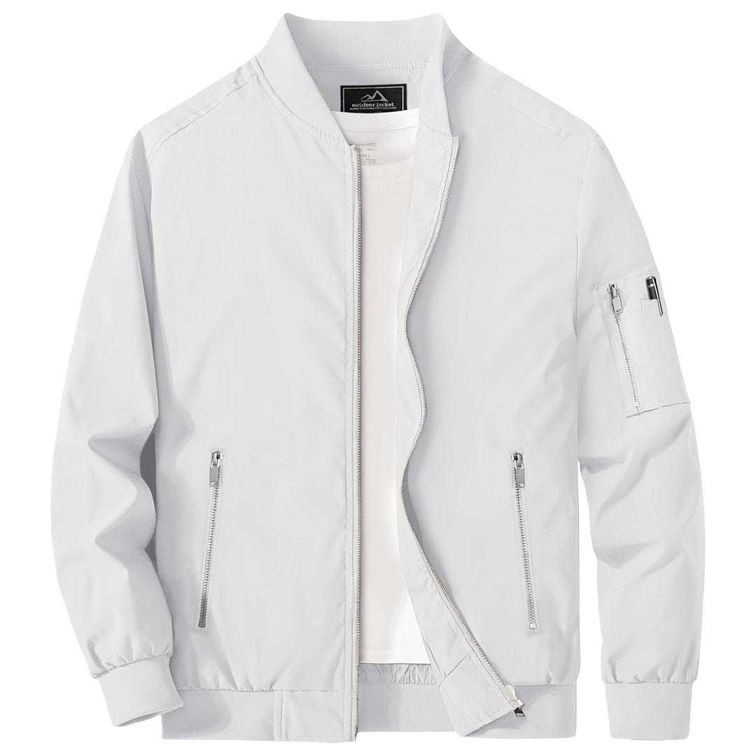 "Blouson bomber léger homme printemps, coupe moderne, fermeture éclair visible, idéal pour brises printanières."