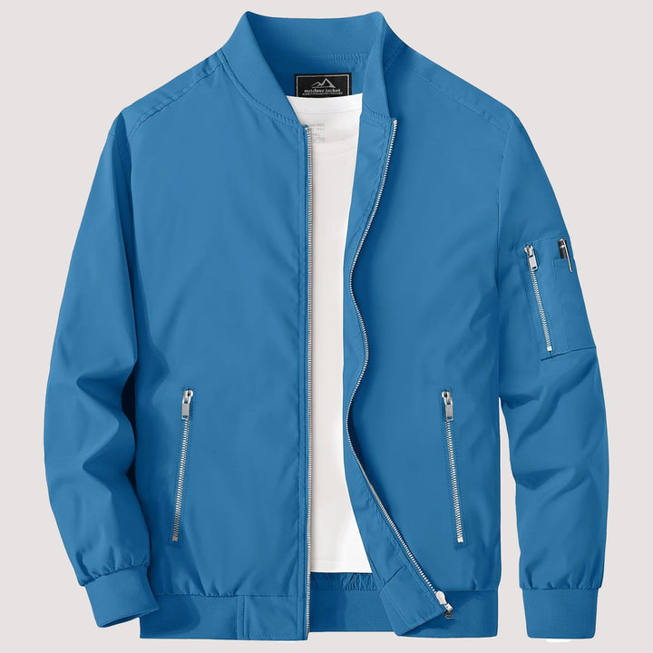 "Blouson bomber léger homme printemps, coupe moderne, fermeture éclair visible, idéal pour brises printanières."