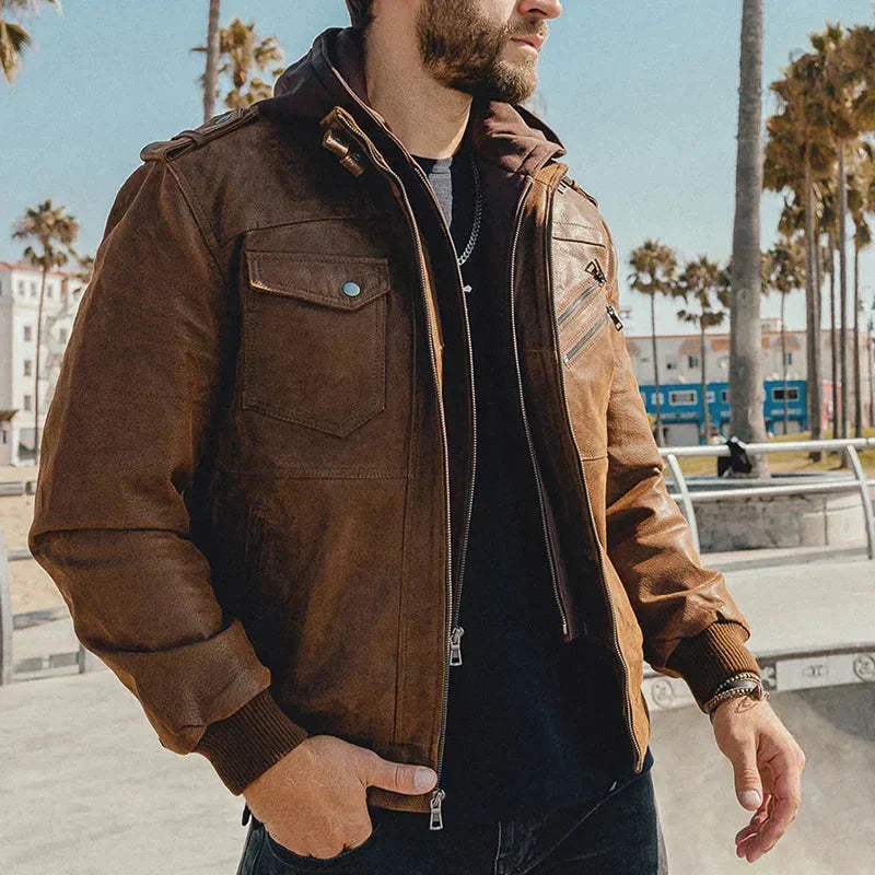 Veste en cuir marron confortable pour hommes, blouson extérieur durable, idéal pour la mode masculine.