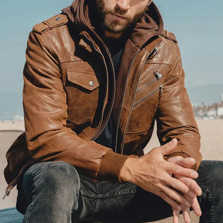 Blouson homme en cuir marron classique, veste élégante et intemporelle, vêtement extérieur pour hommes.
