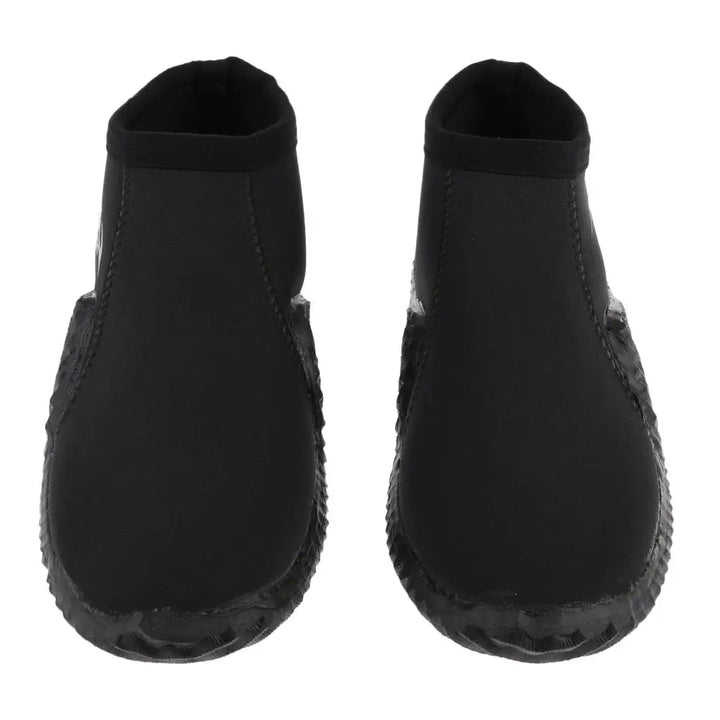 Bottes basses néoprène unisexes pour plage et sports aquatiques. Séchage rapide, adhérence maximale pour activités nautiques.