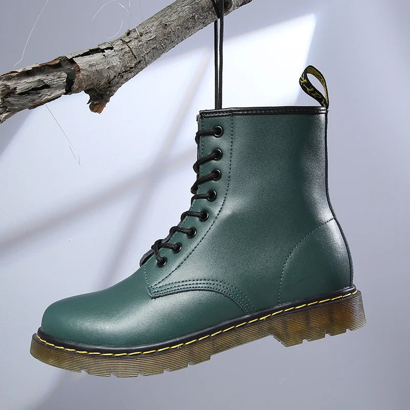 Bottes courtes Andrea pour femmes, disponibles en plusieurs couleurs. Mode et confort pour toute saison.