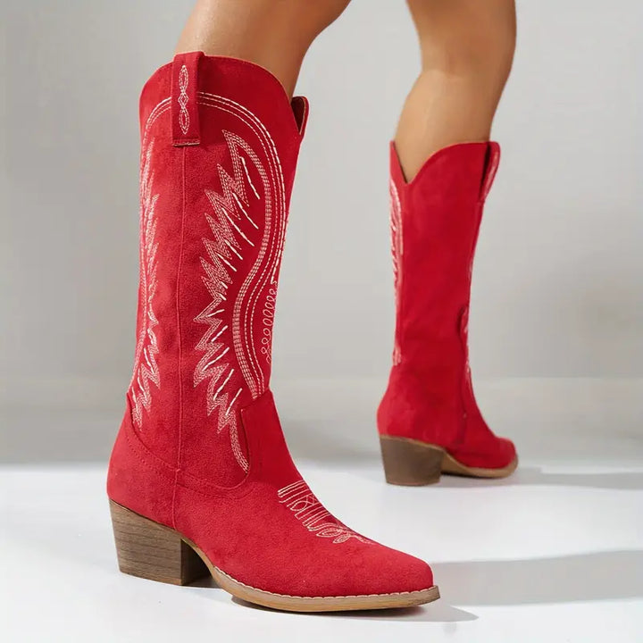 Bottes cowboy Iris pour femmes. Broderies délicates, style élégant et mode pour automne-hiver.