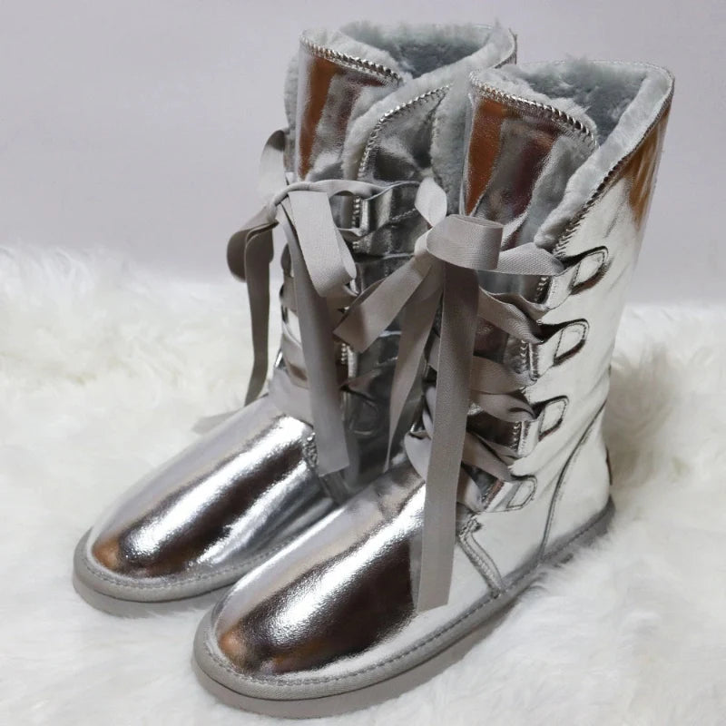 Élégantes bottes d'hiver femme avec doublure en laine chaude, offrant confort et protection contre le froid.