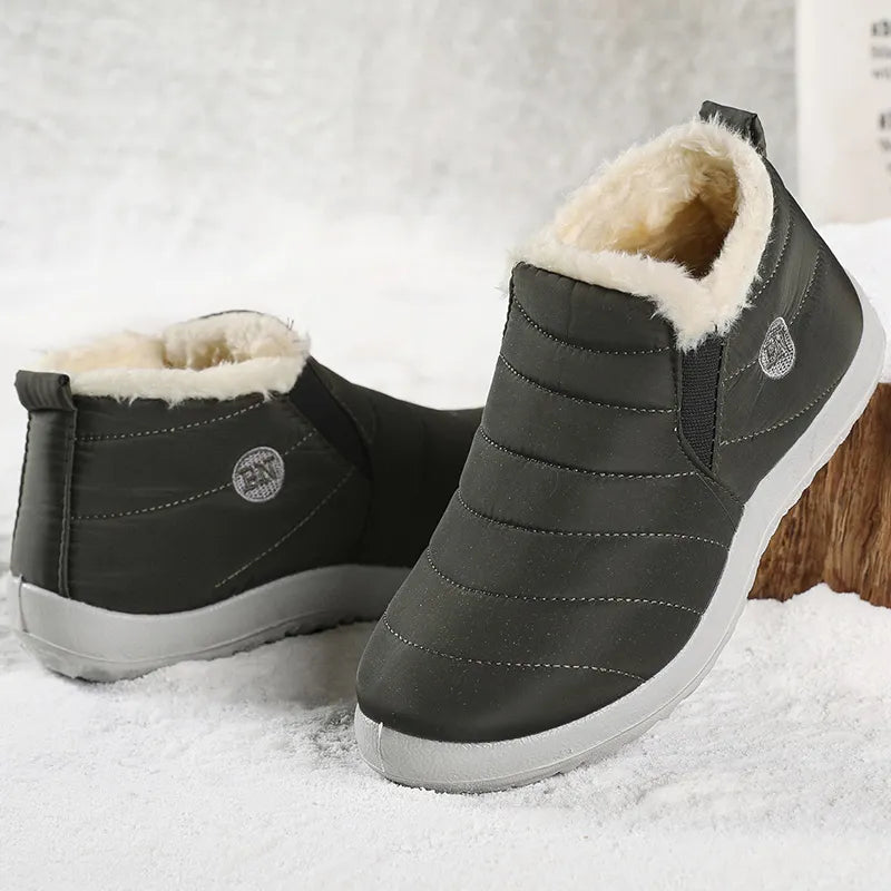 Bottes femmes chaudes et imperméables, doublées fourrure. Parfaites pour l'hiver et la neige, semelle antidérapante.