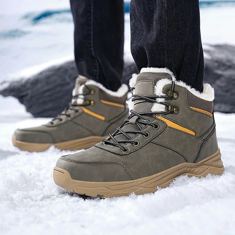 Semelle adhérente de bottes de neige et randonnée unisexes, offrant sécurité et traction en conditions hivernales.