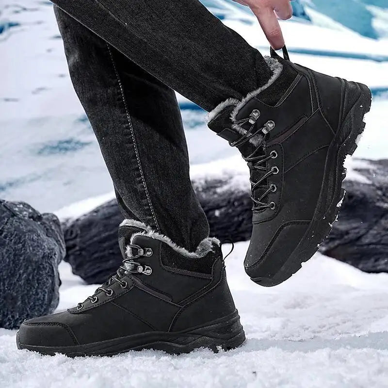 Paire de bottes de neige et randonnée unisexes, chaussures d'hiver robustes avec protection froid et adhérence.