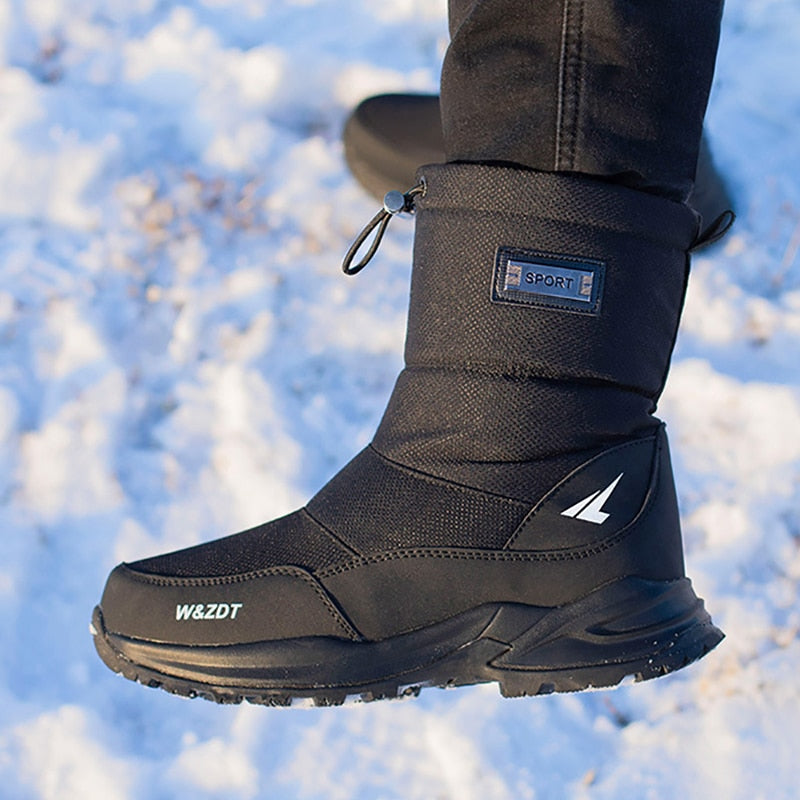 Bottes hiver homme chaudes et confortables, idéales pour la neige, la randonnée et le froid intense.