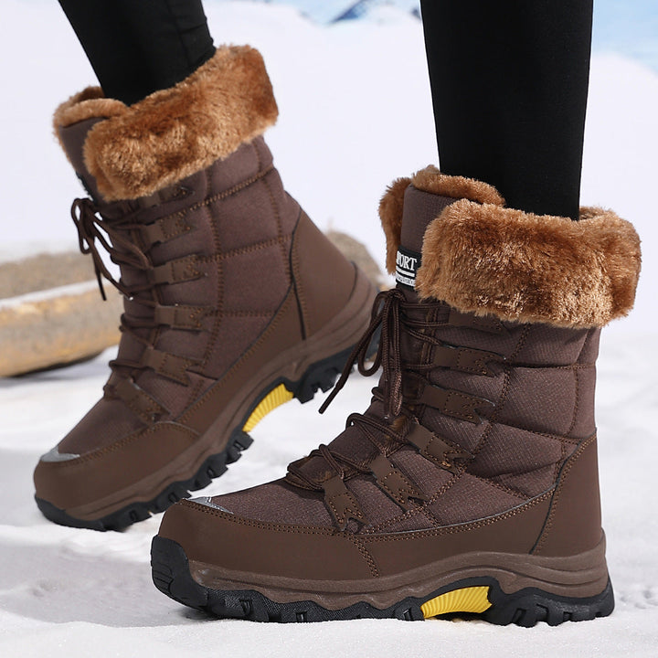 Bottes de neige antidérapantes pour femmes, confortables pour la marche hivernale.