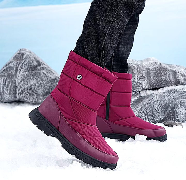 Bottes d'hiver pour marcher dans la neige, robustes, chaudes et antidérapantes pour une sécurité accrue.