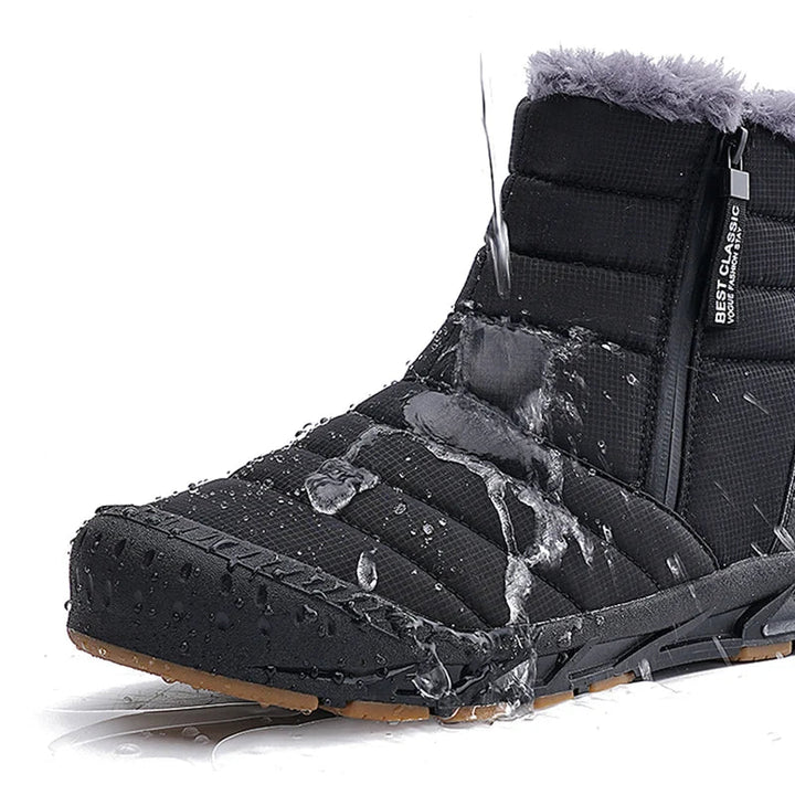 Paire de bottes de neige antidérapantes avec doublure fourrure, idéales pour garder les pieds au chaud en hiver.