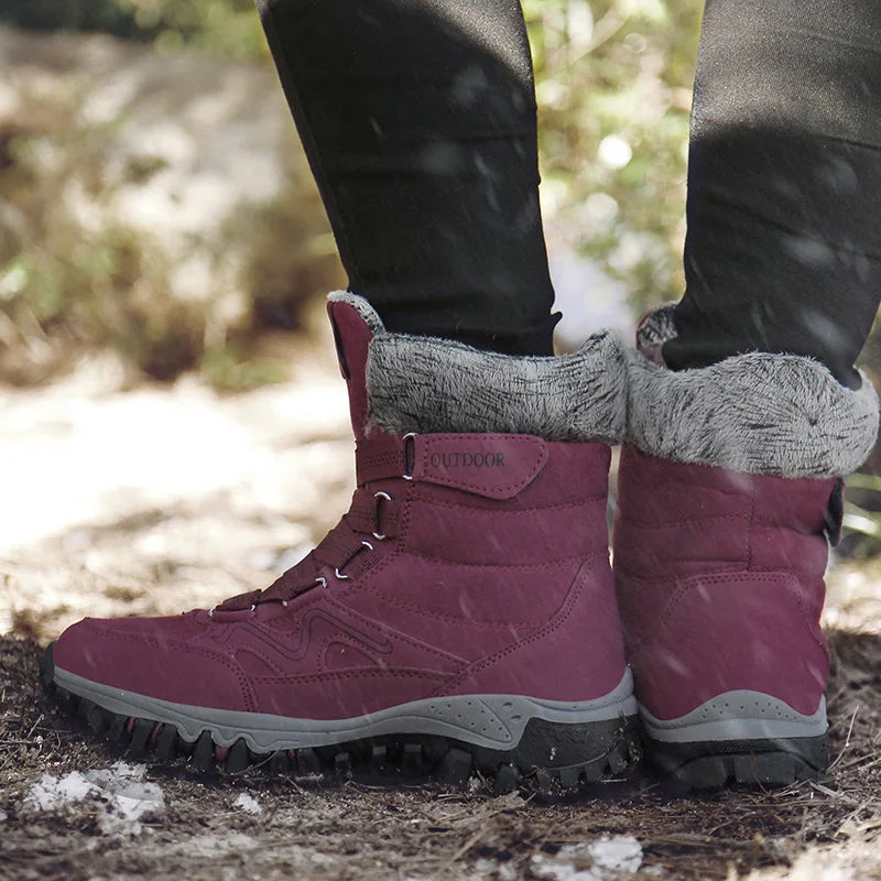 Bottes de randonnée unisexes, design moderne, imperméables et chaudes pour une adhérence optimale.