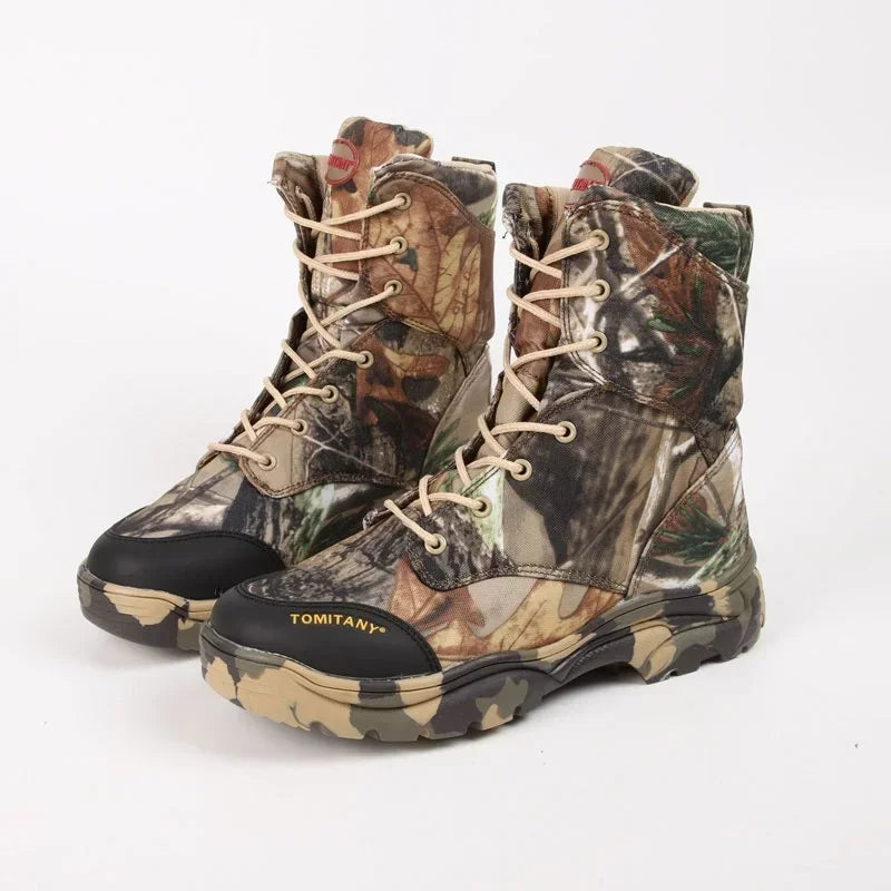 Bottes de randonnée unisexe camouflage avec semelle antidérapante pour un confort optimal en trekking et plein air.